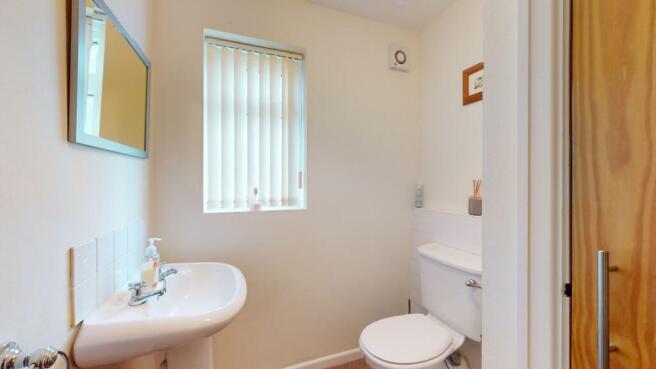 CLOAKROOM/WC