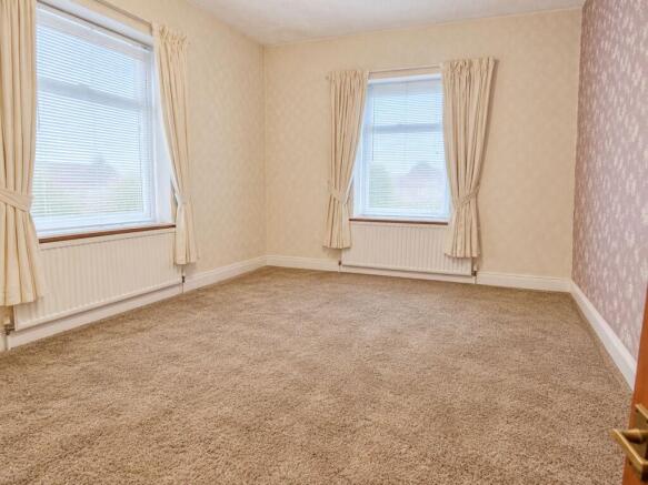 Hoyle Mill Road, Barnsley, S70 photo 4