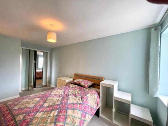 1 bed Apartment for sale Image 8