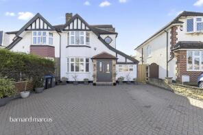19, Leyfield, Worcester Park KT4 7LS