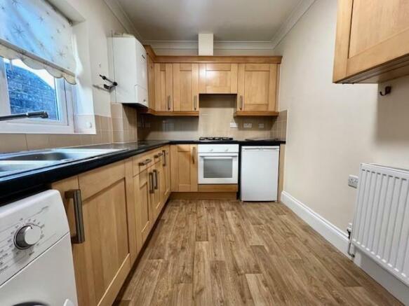 Kitchen1.jpg