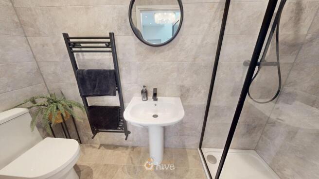 4 bed Detached for sale Image 11