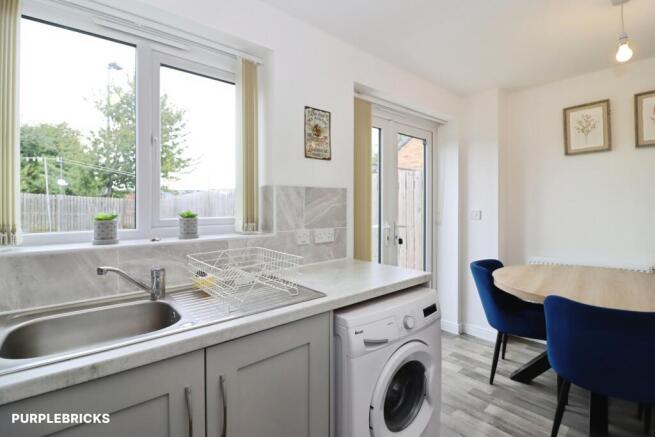 2 bed Semi-Detached for sale Image 9