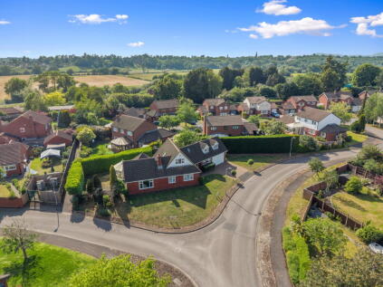 Eastbank Drive, Northwick, WR3