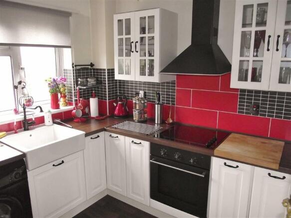 Modern Fitted Kitche