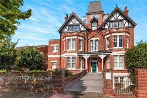 Flat 2, 32, St Johns Road, Eastbourne BN20 7JB