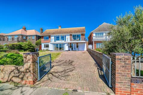Thorpe Bay Gardens, Prestigious Seafront Position, Thorpe Bay, Essex, SS1