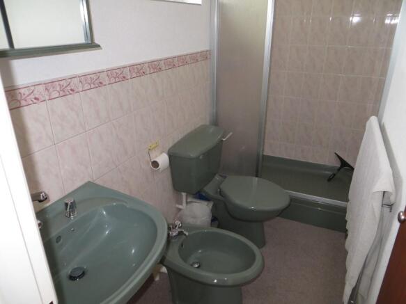 ENSUITE 2