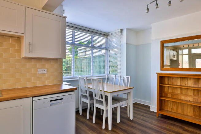 3 bed Semi-Detached for sale Image 10