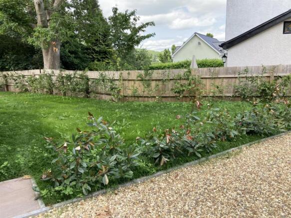 Garden 2.jpg