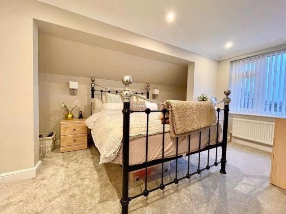Bedroom 3 (2)