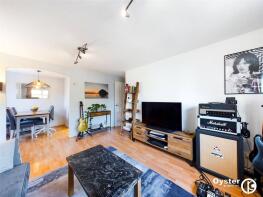 54, Moriatry Close, London N7 0EF
