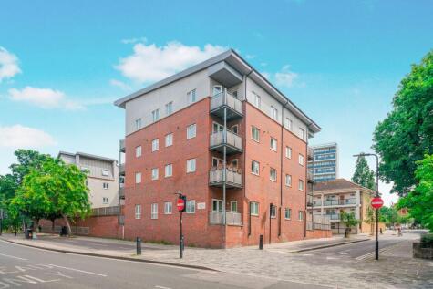 Bradstock Road, San House, E9