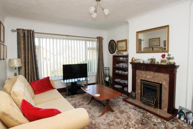 3 bed Semi-Detached Bungalow for sale Image 6