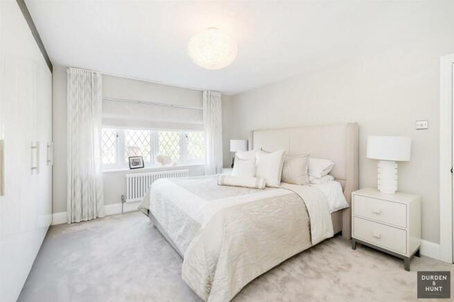 lyndhurst rise-5_1.jpg