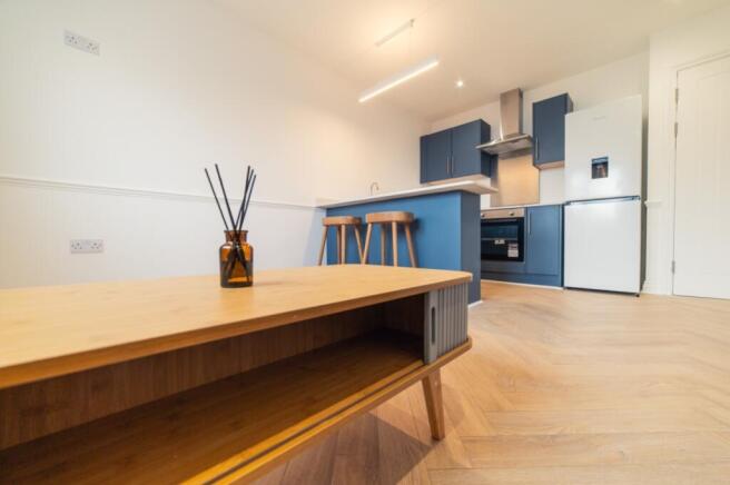 Lrg_Call 02920 668585 to secure your viewing _4