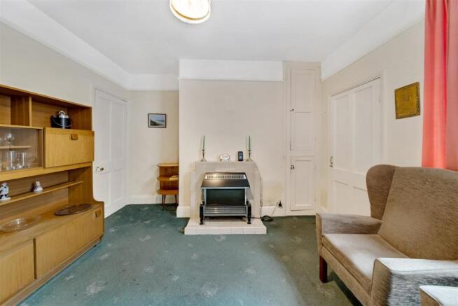 SITTING ROOM