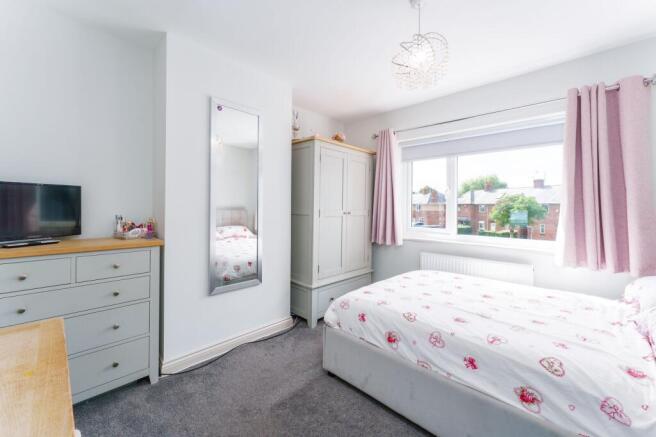 4 bed Semi-Detached for sale Image 12