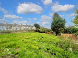 9, King Edward Road, Stone, Greenhithe DA9 9AE