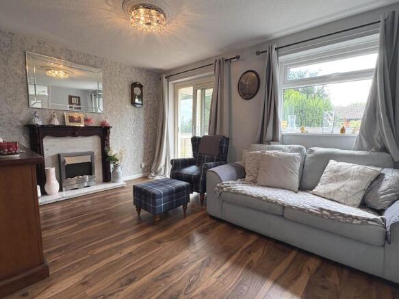 2 bed Bungalow for sale Image 4