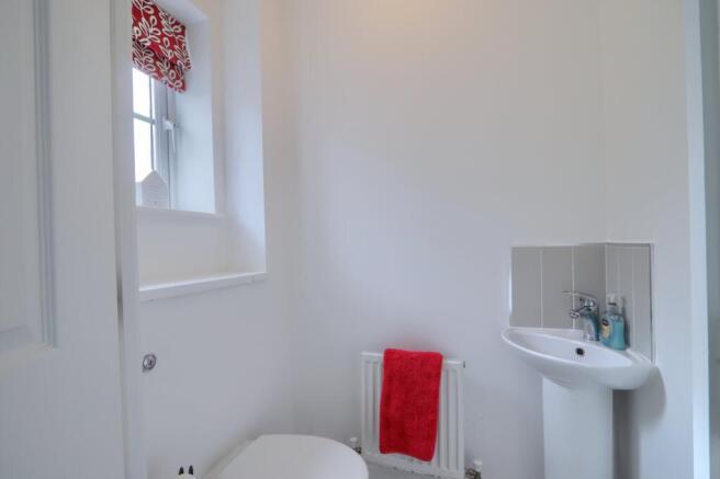 3 bed Semi-Detached for sale Image 10