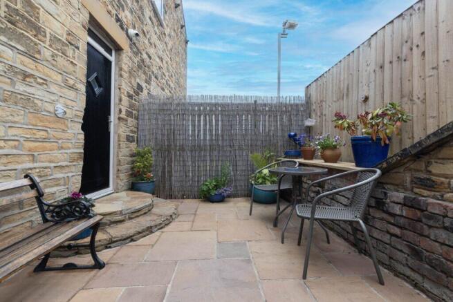 2 bed Terraced for sale Image 8