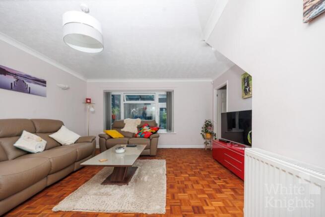 Fairmead Road, Shinfield, Reading, Berkshire, RG2 9DL photo 4