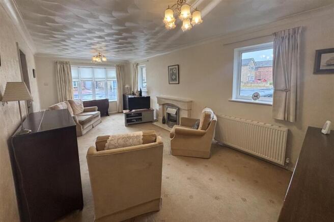 2 bed Detached Bungalow for sale Image 5
