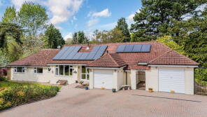 Mallard Point, Byers Lane, South Godstone RH9 8JH