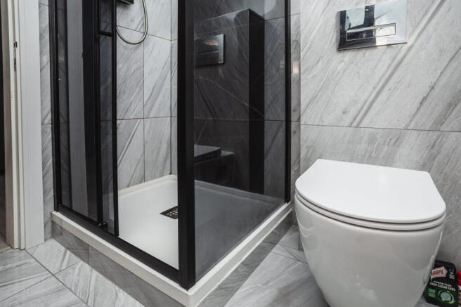 6 bed Block of Apartments for sale Image 12