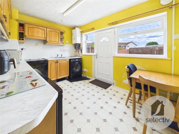 Skerries Crescent, Redcar, TS10 photo 2