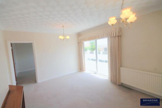 36. LIVING ROOM.jpg
