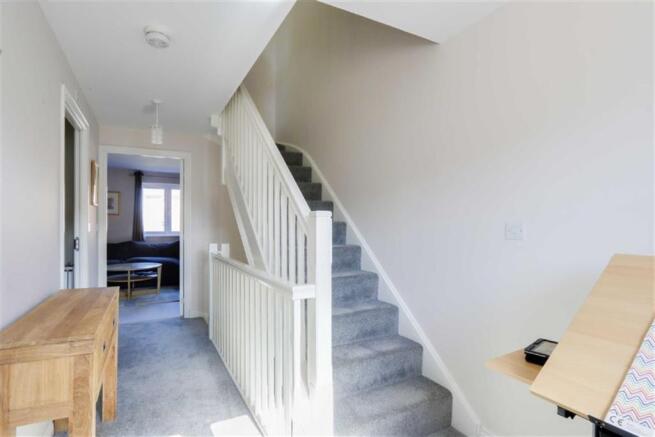 FIRST FLOOR LANDING