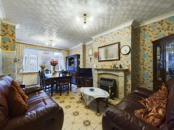 Living/Dining Room