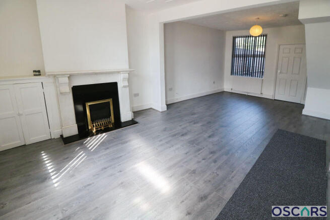3 bed Terraced to rent Image 3