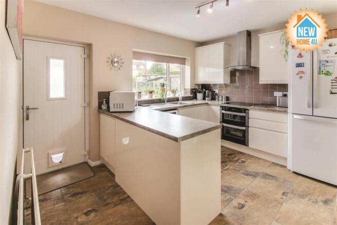 KITCHEN: