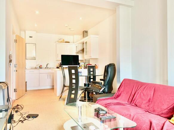 Lounge-Kitchen