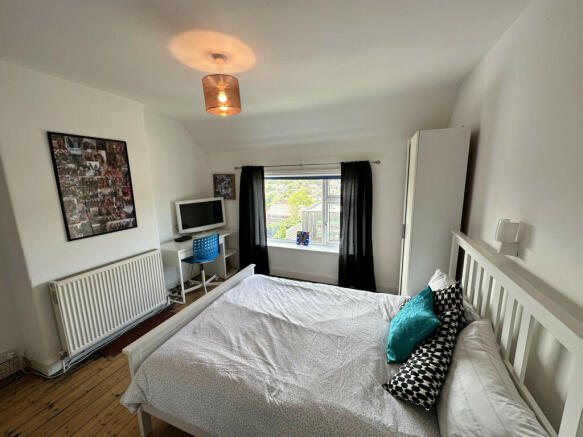 Photo 12