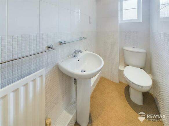 en-suite (2).jpg