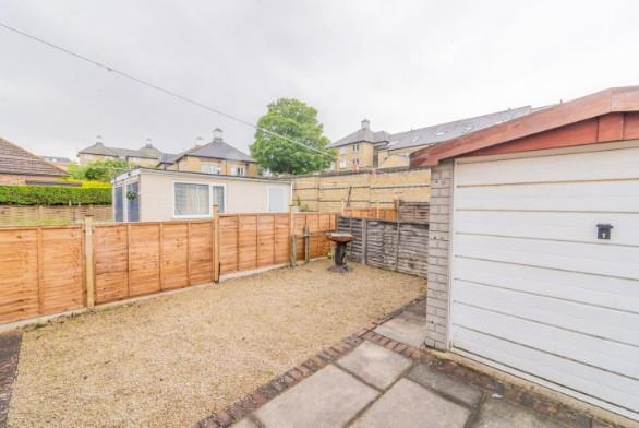 5 bed Semi-Detached for sale Image 10