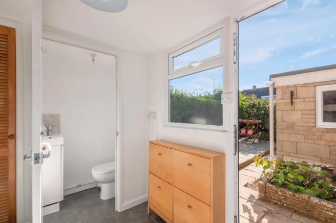 Lobby/Downstairs WC