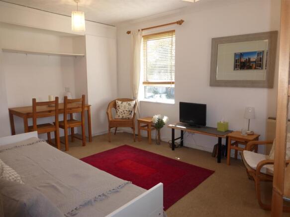 Lounge Bedroom 