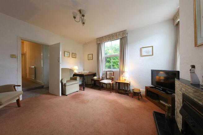 72Wyndham Cres. 0923