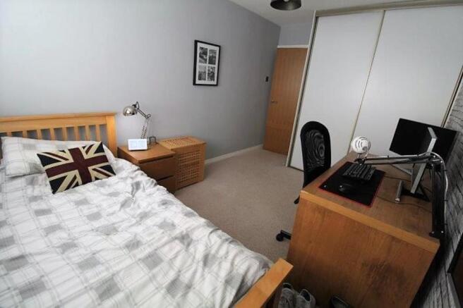 Photo 11