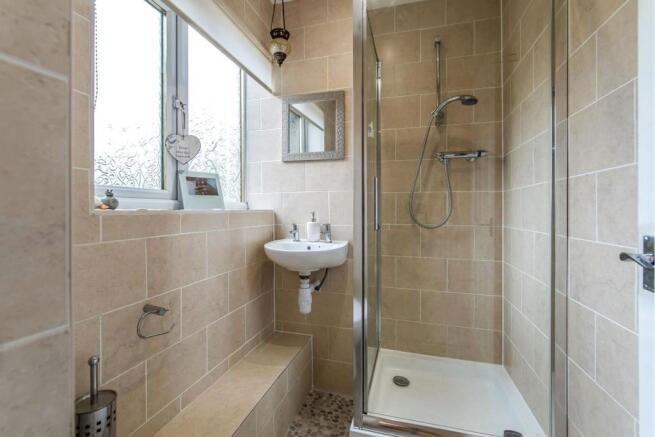 Master En-suite