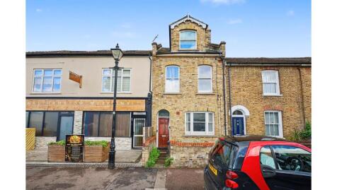 Flat A, 16 Beulah Road, Walthamstow, London, E17