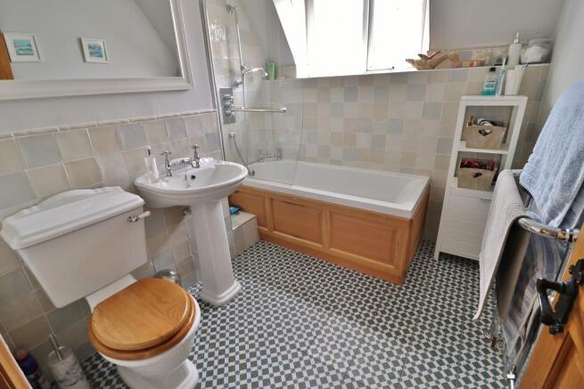 Photo 16
