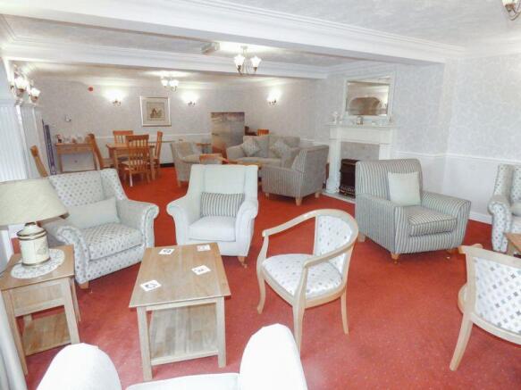 RESIDENTS LOUNGE