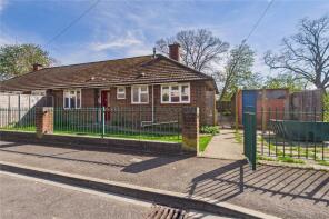 12, The Oaks, Newbury RG14 7US