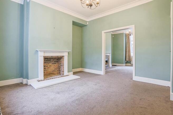 4 bed Terraced for sale Image 5